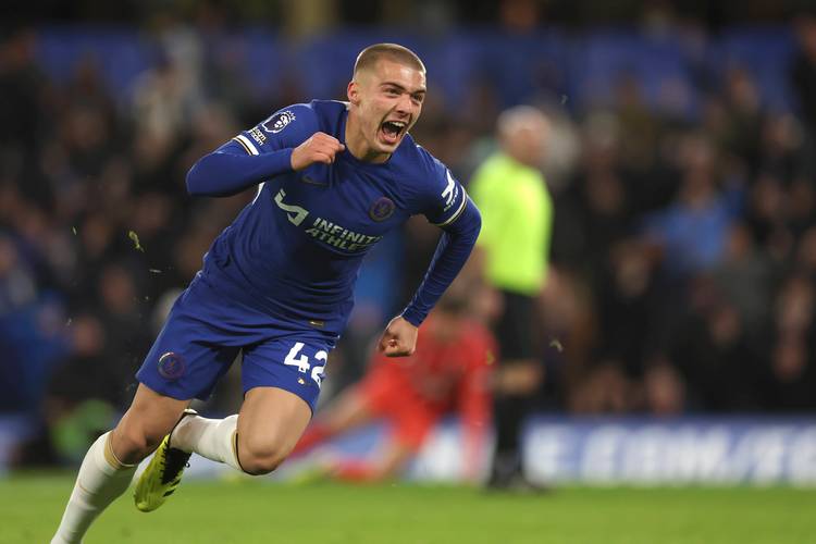 为国出战59场，于汉超收到退役纪念球衣