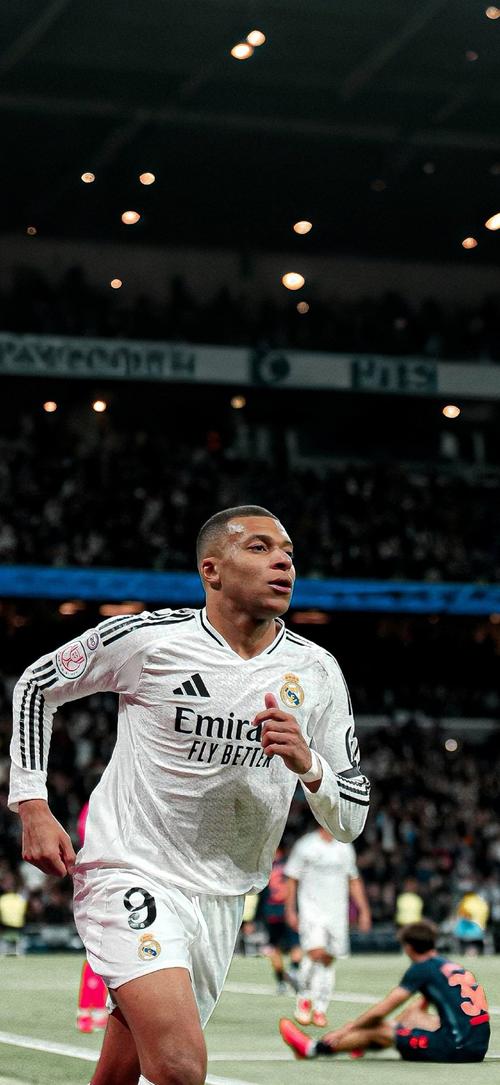 罗塞尼尔上任前10场比赛：英联杯两回合战枪手