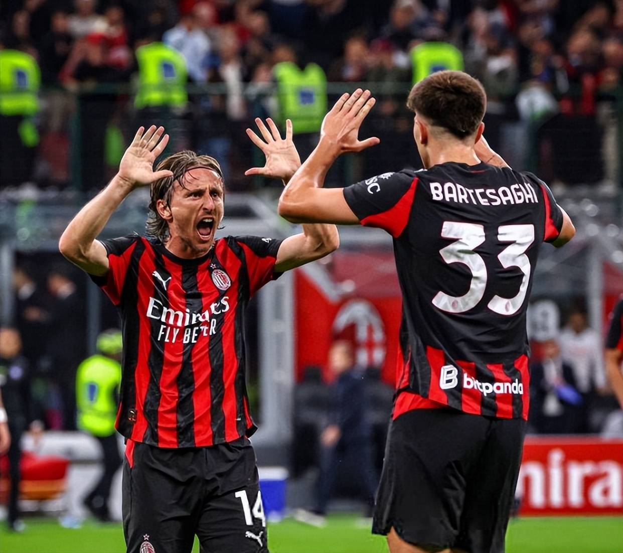 德甲焦点战：霍芬海姆VS勒沃库森，攻防对决谁主沉浮？