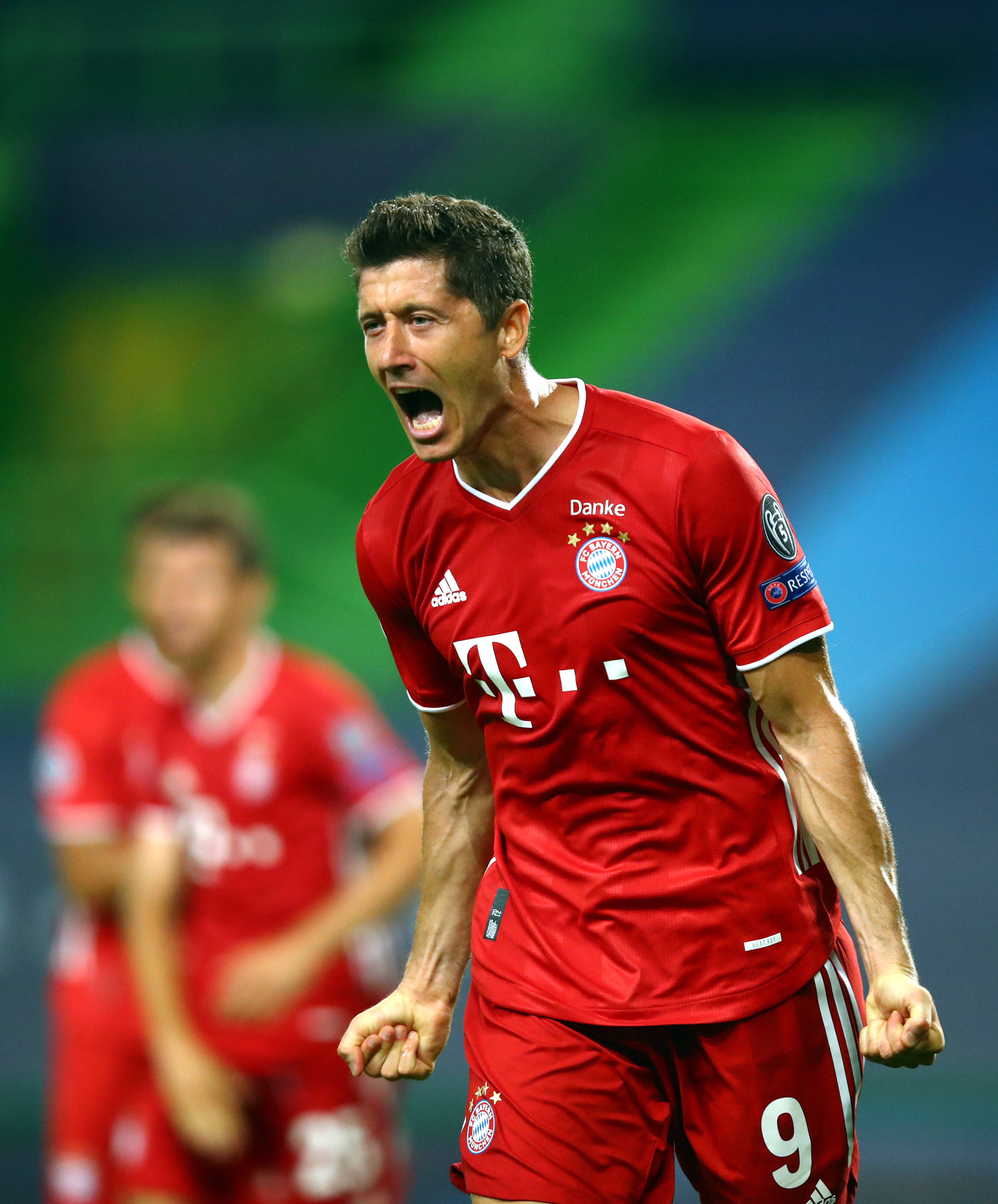 沙拉维续约悬念：罗马与热那亚之间的博弈